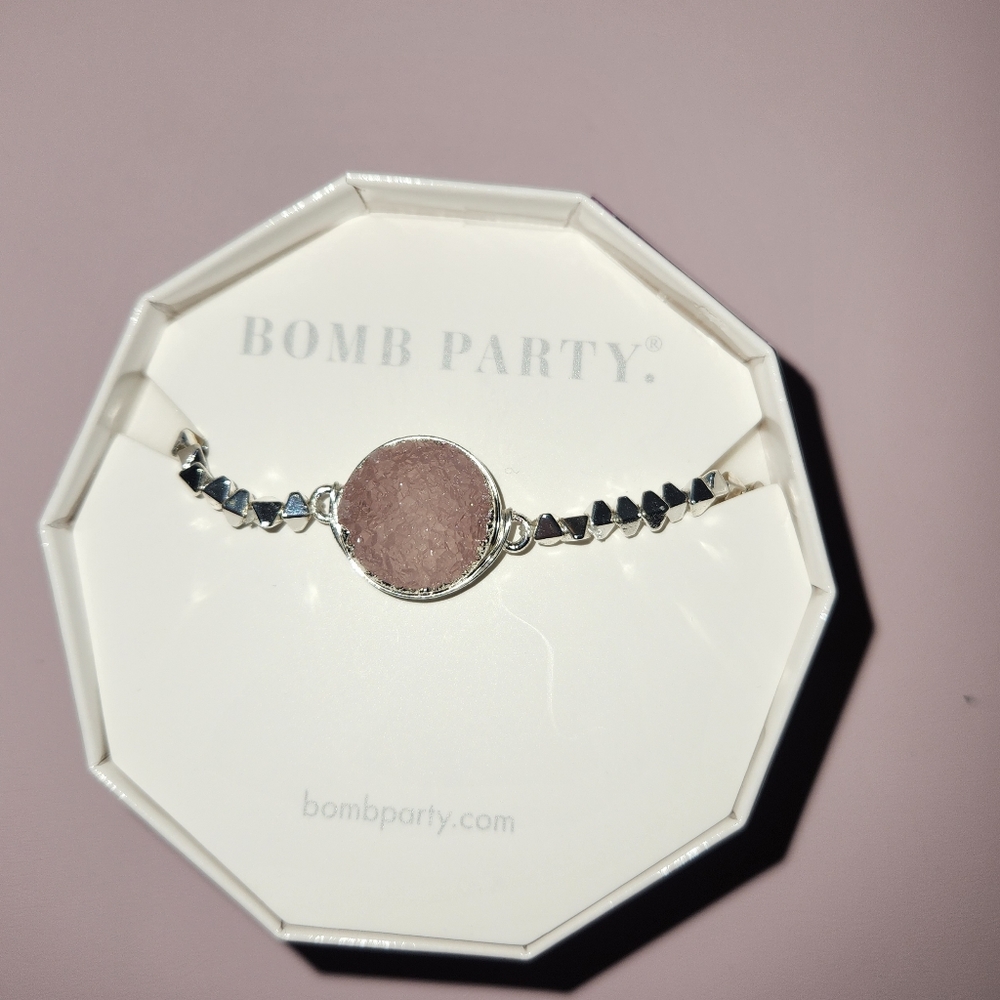 Bracelet - bomb party